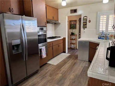 Kitchen - 4356 Snowberry, Riverside, CA 92504 photo 1 of 3