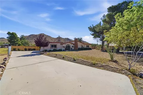 15951 Saint Timothy, Apple Valley, CA 92307