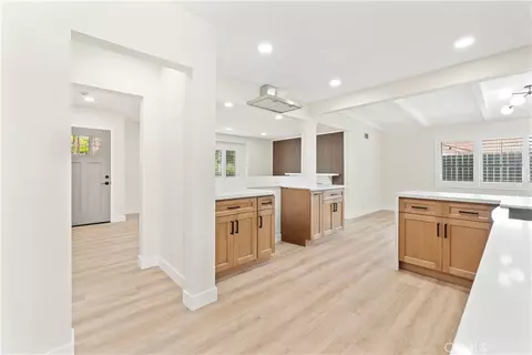 Entry Way - 662 E Foothill, Glendora, CA 91741 photo 2 of 5
