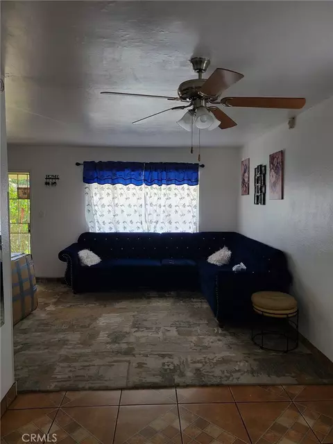 1313 S Broadacres, Compton, CA 90220 photo 5