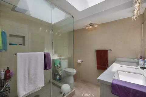 Bath - 2441 Terraza, Fullerton, CA 92835 photo 8 of 8