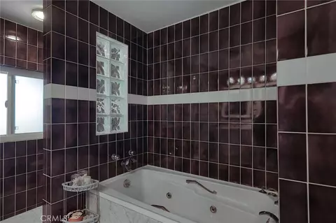 Bath - 2441 Terraza, Fullerton, CA 92835 photo 6 of 8