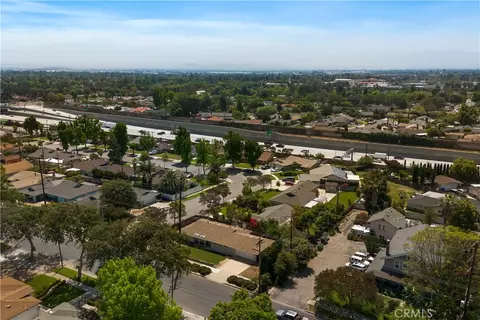 View/Area - 384 W 7th, Upland, CA 91786 photo 2 of 6