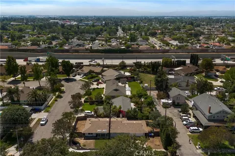 View/Area - 384 W 7th, Upland, CA 91786 photo 3 of 6