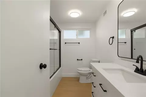 Bath - 384 W 7th, Upland, CA 91786 photo 1 of 5