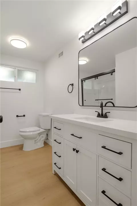 Bath - 384 W 7th, Upland, CA 91786 photo 2 of 5