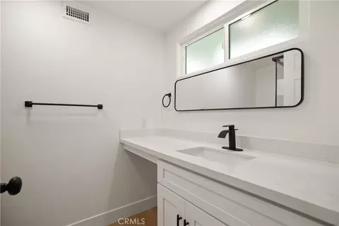 Bath - 384 W 7th, Upland, CA 91786 photo 3 of 5