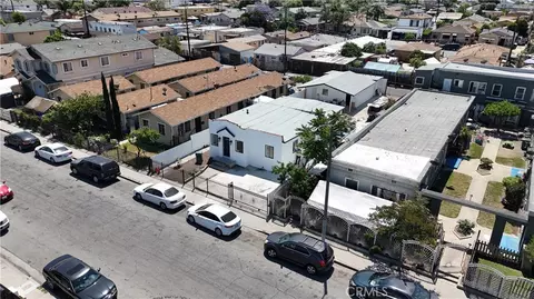 1124 E 76th Pl, Los Angeles, CA 90001