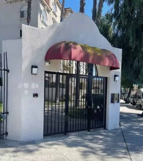 7018 Rita Ave #404, Huntington Park, CA 90255