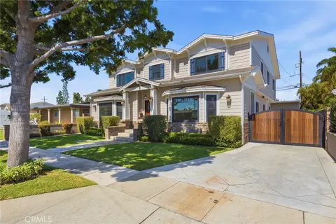 10513 Pangborn Ave, Downey, CA 90241