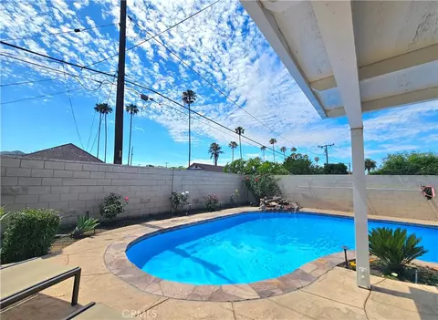 Exterior - 2092 Cutler St, Simi Valley, CA 93065 photo 12 of 25