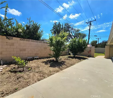 Exterior - 2092 Cutler St, Simi Valley, CA 93065 photo 23 of 25
