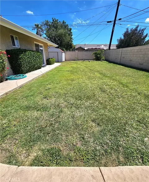Exterior - 2092 Cutler St, Simi Valley, CA 93065 photo 25 of 25