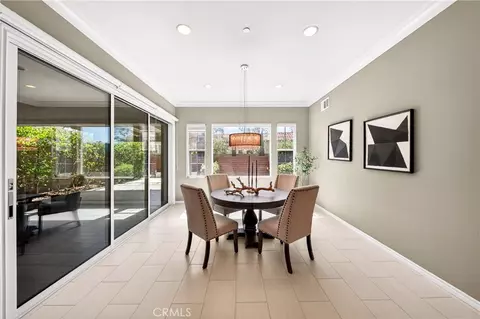 Dining - 104 Sparrow, Irvine, CA 92618 photo 3 of 4