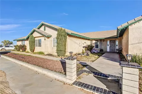10439 Mesa, Oak Hills, CA 92344