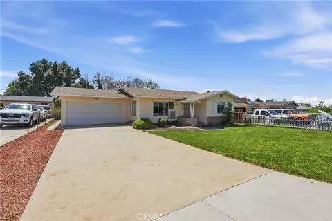 183 E County Line, Calimesa, CA 92320