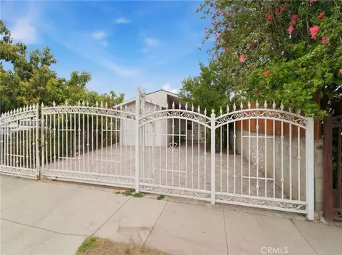 Exterior - 2141 E Oris St, Compton, CA 90222 photo 5 of 9