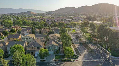 View/Area - 4696 Parkscape, Riverside, CA 92505 photo 3 of 8