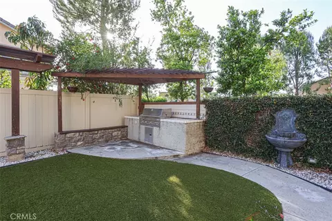 Exterior - 4696 Parkscape, Riverside, CA 92505 photo 11 of 12