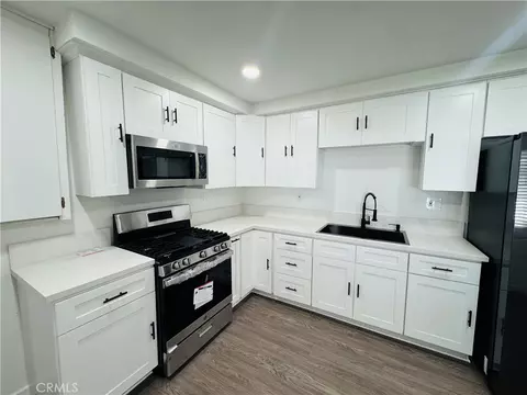 Kitchen - 435 S 1st, Barstow, CA 92311 photo 1 of 1