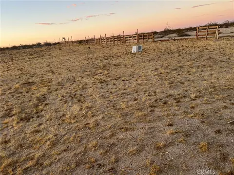 0 Sunny Hl, Joshua Tree, CA 92252