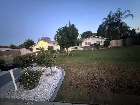 5817 Olive Dr, Bakersfield, CA 93308