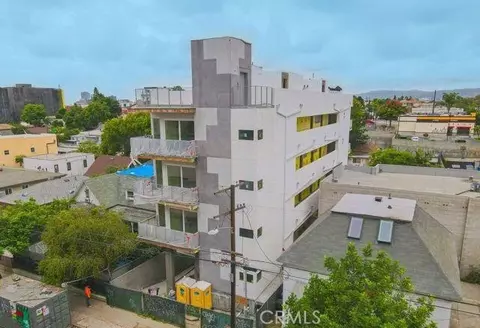 320 N Mountain Vw, Los Angeles, CA 90026