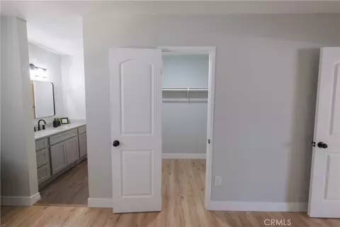 Entry Way - 511 D St, Upland, CA 91786 photo 2 of 3