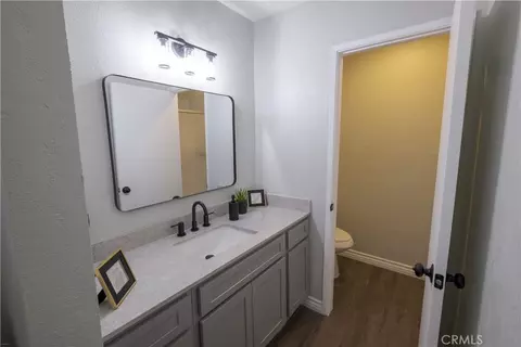Bath - 511 D St, Upland, CA 91786 photo 1 of 2