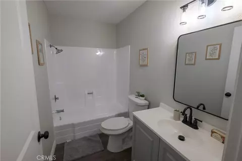 Bath - 511 D St, Upland, CA 91786 photo 2 of 2