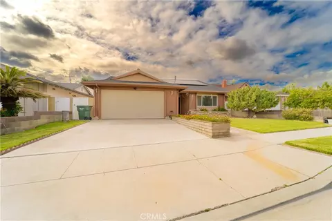 9221 Pico Vis, Downey, CA 90240