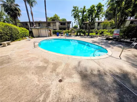 Exterior - 1800 E Old Rnch #174, Colton, CA 92324 photo 4 of 8