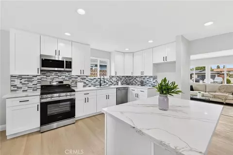 Kitchen - 19209 Caney Ave, Carson, CA 90746 photo 2 of 6