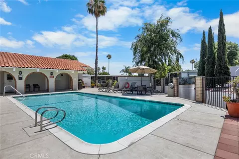 995 Pomona Rd #88, Corona, CA 92882