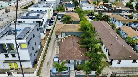 840 W 81st, Los Angeles, CA 90044