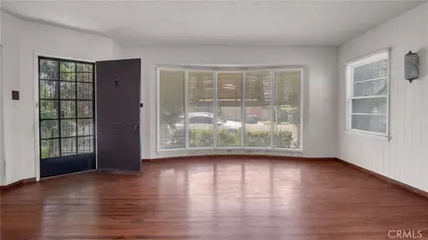 Living - 8331 Jackson, Paramount, CA 90723 photo 4 of 8