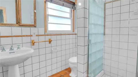 Bath - 8331 Jackson, Paramount, CA 90723 photo 4 of 4
