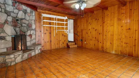 Living - 8331 Jackson, Paramount, CA 90723 photo 8 of 8