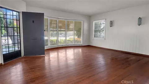 Living - 8331 Jackson, Paramount, CA 90723 photo 5 of 8