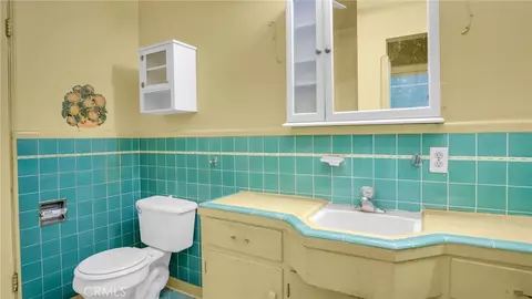 Bath - 8331 Jackson, Paramount, CA 90723 photo 3 of 4