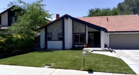 Exterior - 44117 Sancroft Ave E, Lancaster, CA 93535 photo 3 of 6
