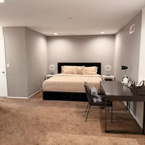 Bedroom - 44117 Sancroft Ave E, Lancaster, CA 93535 photo 4 of 4