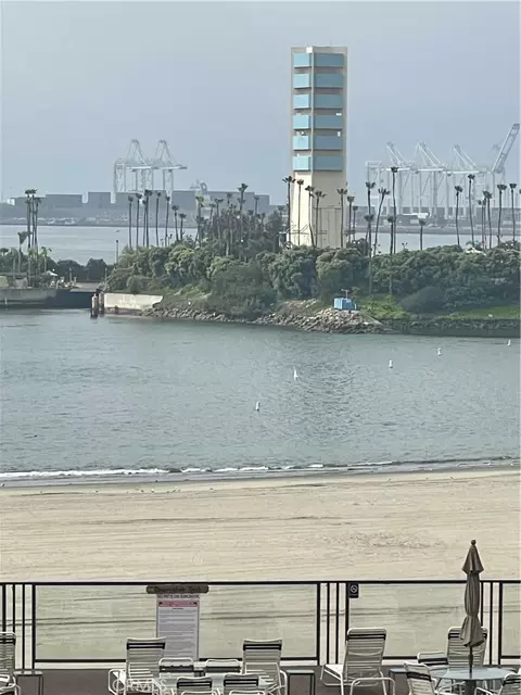 View/Area - 1140 E Ocean Blvd #320, Long Beach, CA 90802 photo 2 of 2