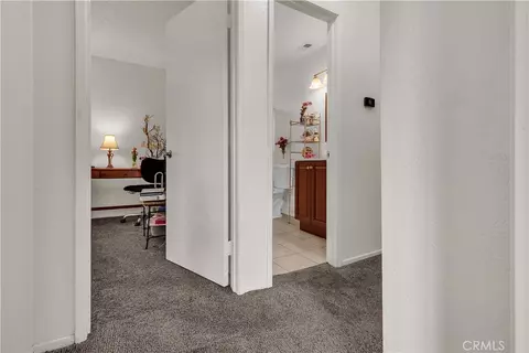 Entry Way - 18464 Vine St, Hesperia, CA 92345 photo 2 of 2