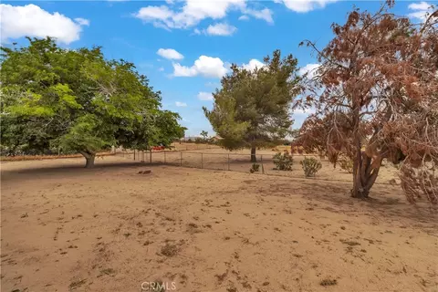 Exterior - 18464 Vine St, Hesperia, CA 92345 photo 6 of 7