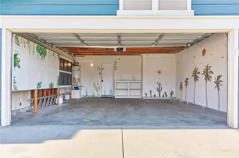 Exterior - 345 Eisenhower Ct, Hemet, CA 92543 photo 5 of 11