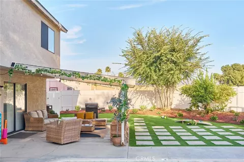 Exterior - 345 Eisenhower Ct, Hemet, CA 92543 photo 8 of 11