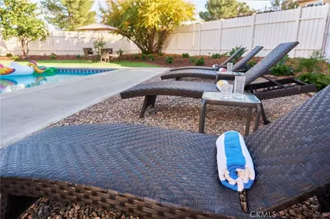 Exterior - 345 Eisenhower Ct, Hemet, CA 92543 photo 9 of 11