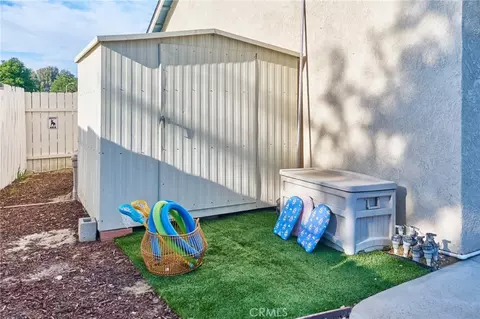 Exterior - 345 Eisenhower Ct, Hemet, CA 92543 photo 10 of 11