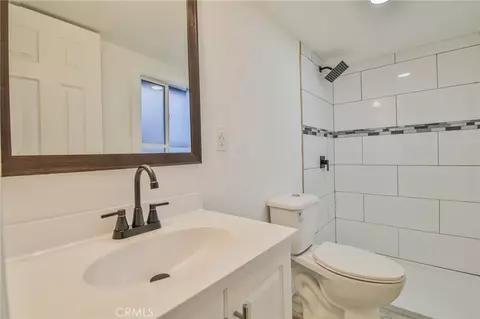 Bath - 2114 E Knopf, Compton, CA 90222 photo 2 of 6